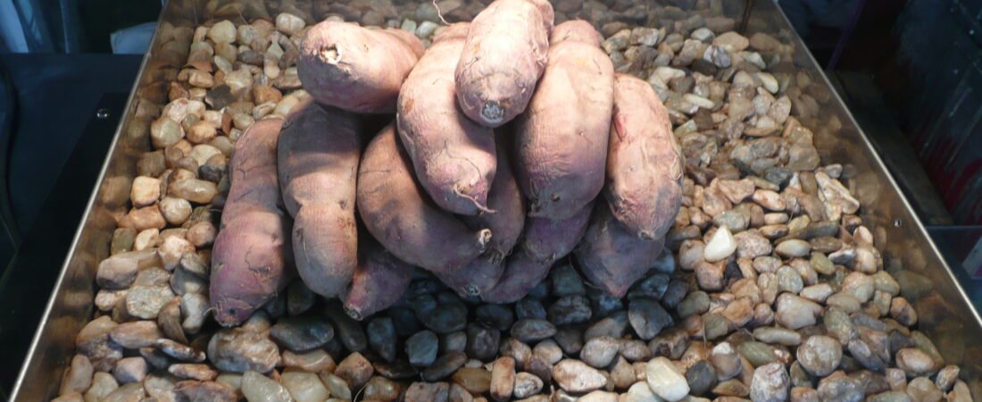 Street Food: Roasted Sweet Potato(군고구마) Story